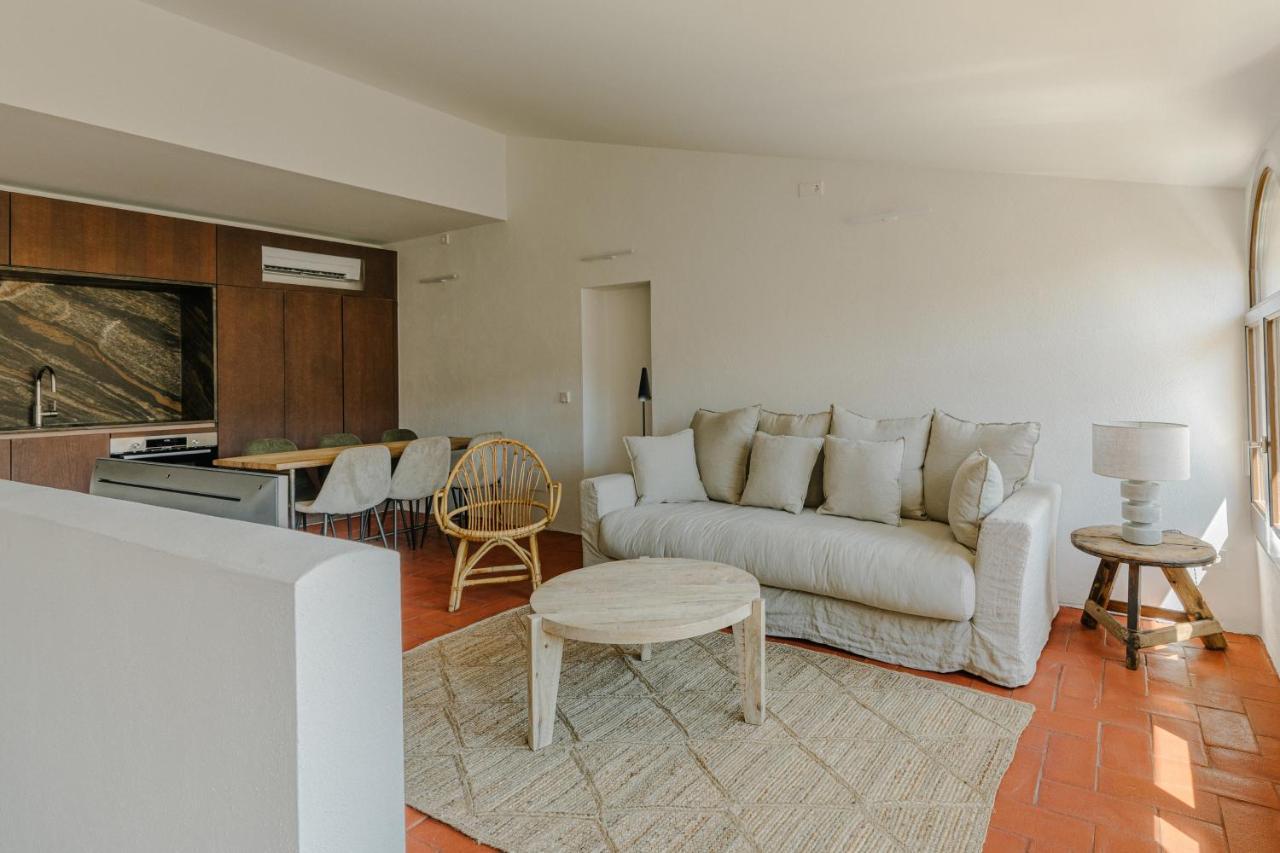 Flateli Santa Clara 22 Apartment ชีโรนา ภายนอก รูปภาพ